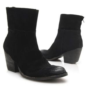 MATISSE SHAMUS Distressed Black Suede Leather Ankle Boot Western Boot Heel 6.5M